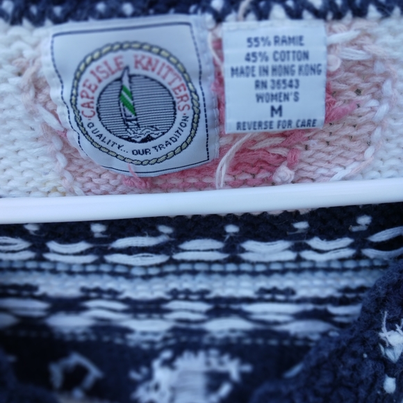 Vintage Cape Isle hand Knitted sweater-size M - Picture 2 of 5